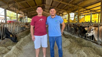 Maikon Weis e o t&eacute;cnico da Cooper A1 Rubio Frizon 