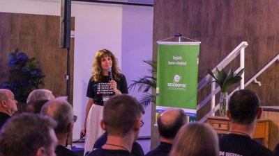 Mestre em administra&ccedil;&atilde;o e estrat&eacute;gias de neg&oacute;cios, Adriana Salvi