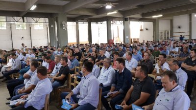 Cooperados em Assembleia Geral Ordin&aacute;ria 2024 <br/>