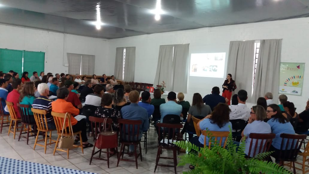 FORMAÇÃO DE CASAIS: última etapa de formação do programa Mulheres Cooperativistas abordou sobre controle de sentimentos