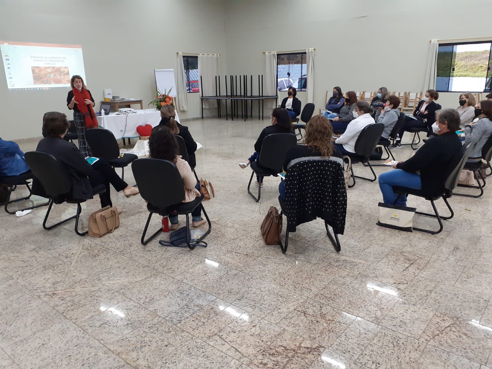 Treinamento sobre liderança e motivação foi realizado com as líderes do Mulher A1/Sicoob
