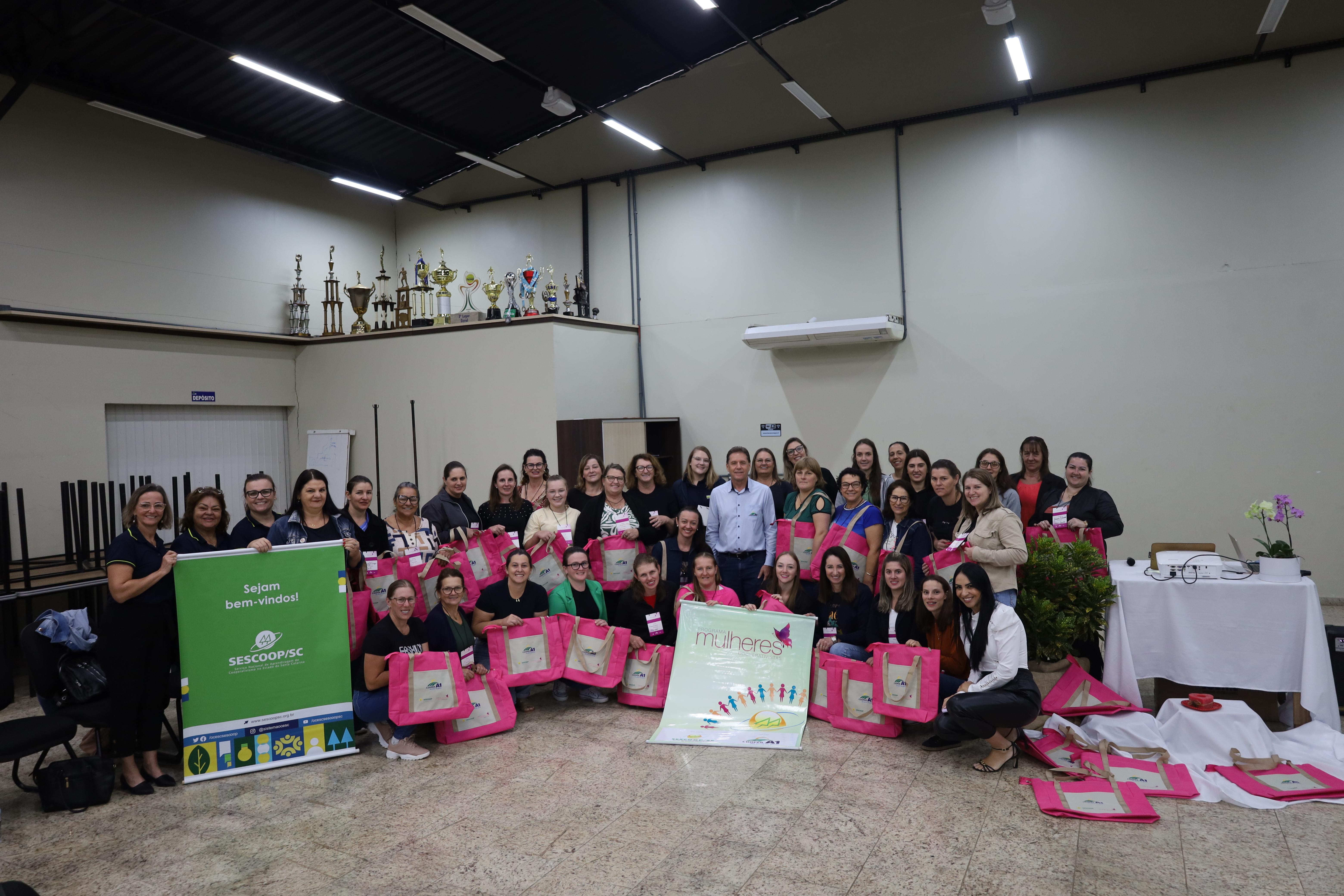 MULHERES COOPERATIVISTAS: Mais duas turmas iniciam a capacitação